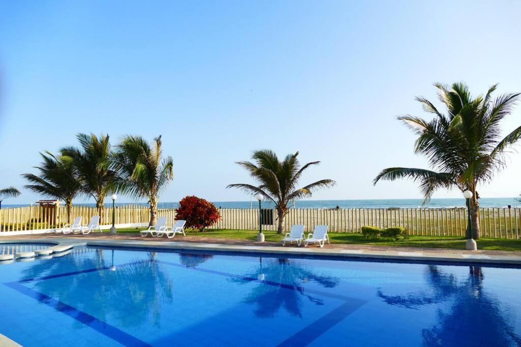 Ecusuites Playas Suite 3 Preference Balcon & Jacuzzi Vista Al Mar Exterior foto